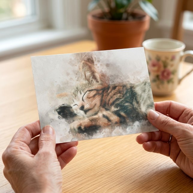 Vacker och söt kattunge som sover i akvarell vykort (Beautiful and cute kitten sleeping watercolor. postcard)