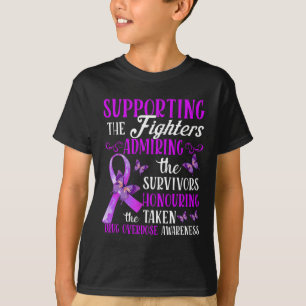 Vacker och stödjande läkemedelsöverdosering Medvet T Shirt