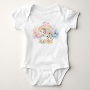 Vacker Pastell Enhörning och Regnbåge T Shirt