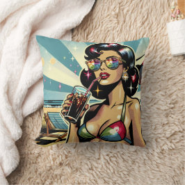 Vacker pinup-kvinna med en Cola på stranden Kudde