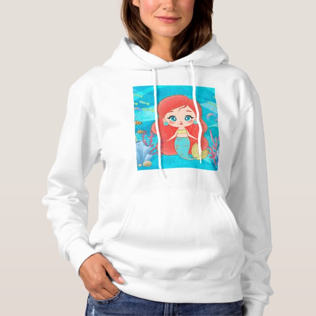 Vacker RED HAIR-sjöjungfru som leker i havet T Shirt (Framsida)