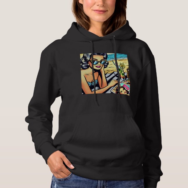 Vacker retro dam vid stranden med cocktail t shirt (Framsida)