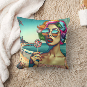 Vacker Retro Pop Art Kvinna med Lollipop Kudde