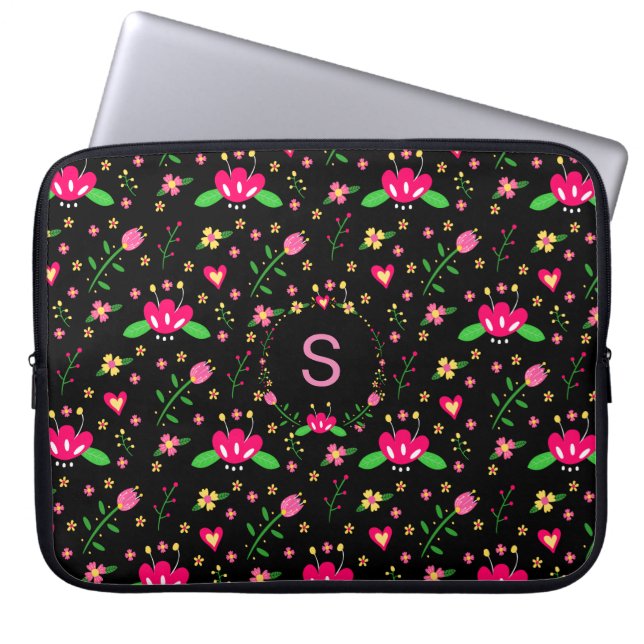 Vacker rosa blommig på svart monogram laptop fodral (Framsidan)