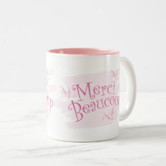 Vacker rosa "Merci Beaucoup" Tack-gåva-mugg Två-Tonad Mugg