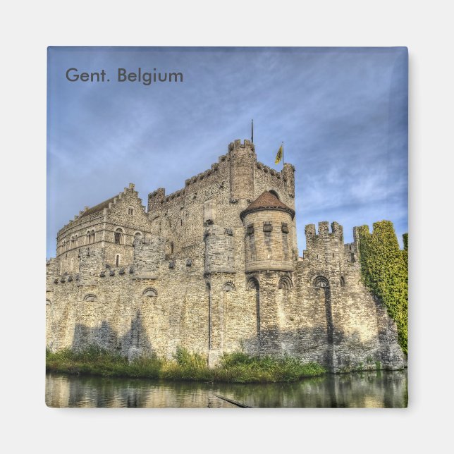 Vacker slott i Gent. Belgien resminne Magnet (Framsidan)