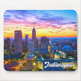 Vacker solnedgång över Indianapolis, Indiana, USA Musmatta