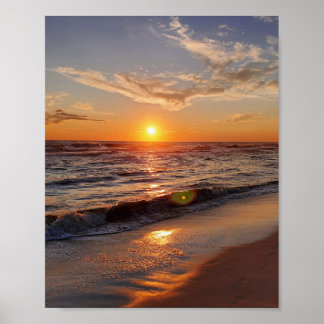 Vacker solnedgång vid stranden poster