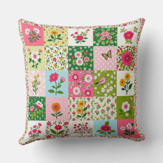 Vacker sommarpatchworkkudde. kudde