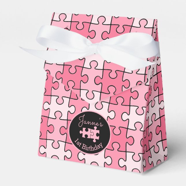 Vacker söt nyans av rosa svarta pusselbitar presentaskar (Framsidan Sidan)