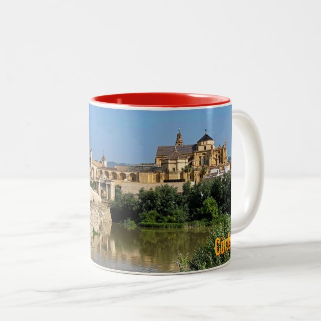 Vacker stad Cordoba i Spanien, resa Två-Tonad Mugg (Framsida höger)