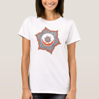 Vacker t-shirt med helig chakra på framsidan