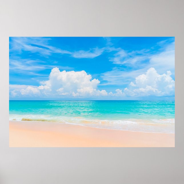 Vacker tropisk strand med blå himmel och vit c poster (Framsidan)