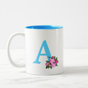 Vacker turkos monogram med äppelblommor Två-Tonad mugg