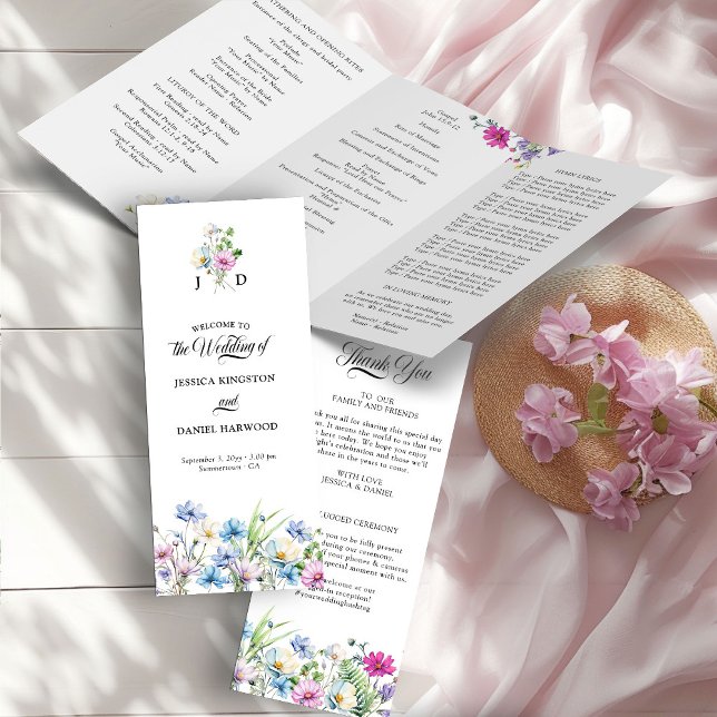 Vacker vildblomsterträdgård Bröllopsceremoni Progr (Trifold wedding program from the Wildflower Garden Wedding Collection by Darling & May)