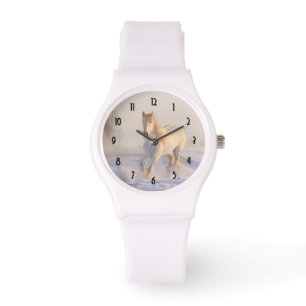 Vacker White Horse Galloping i Snö Armbandsur
