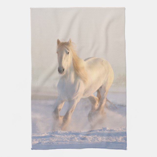 Vacker White Horse Galloping i Snö Kökshandduk (Vertikal)
