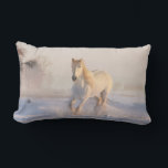 Vacker White Horse Galloping i Snö Lumbarkudde<br><div class="desc">En lumbalkudde med ett foto av en underbar vit häst. Körs genom ett snö täckt fält. Majestisk och vacker.</div>