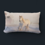 Vacker White Horse Galloping i Snö Lumbarkudde<br><div class="desc">En lumbalkudde med ett foto av en underbar vit häst. Körs genom ett snö täckt fält. Majestisk och vacker.</div>