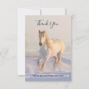 Vacker White Horse Running i Snö Tack Kort
