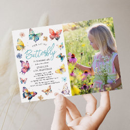 Vackert fjäril Watercolor Girl Photo Birthday Inbjudningar