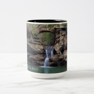Vackert Hocking Backe Iconic Waterfall Två-Tonad Mugg