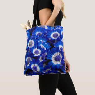 Vackert Royal Blue Cineraria Flowers Tygkasse