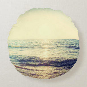 Vackert Sunset med hav och strand - Vintage och Rund Kudde