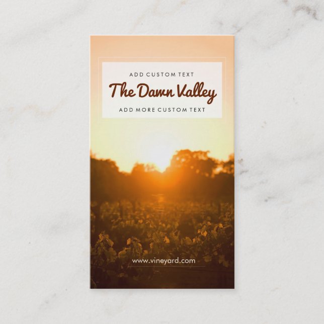 Vackert Vineyard vid Eleganten Dawn Vineyard Winer Visitkort (Framsida)
