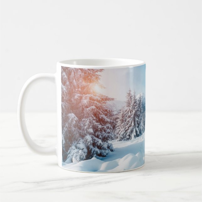 Vackert vinterlandskap, fantastisk montai kaffemugg (Vänster)