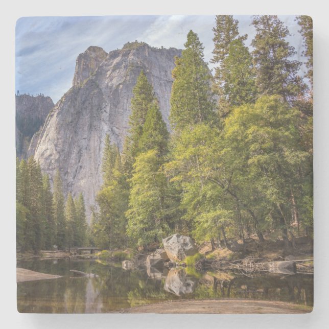 Vackra bergen av Yosemite Stenunderlägg (Framsidan)