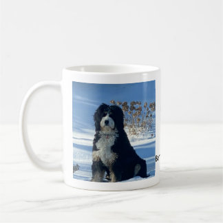 Vackra Birdie, Bernedoodle-kaffet Mugg