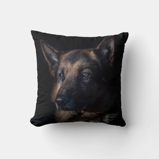 Vackra Black och Tan German Shepherd Kudde (Framsida)