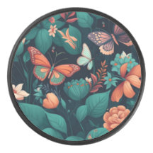 Vackra blommor och fjärilar i djungeln