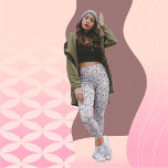 Vackra blommor och kuvert Mönster Leggings<br><div class="desc">Vi presenterar våra häpnadsväckande blommönster, perfekt för att lägga till lite elegans i alla utrustningar. Dessa formar är tillverkade av högkvalitativt, tunt material och ger en optimal komfort och smickrande passning. Den vackra utformningen av blommigten är öga-fångst och feminin, och skapar dem perfekt för både avslappnad och dressytillfälle. Med sitt...</div>