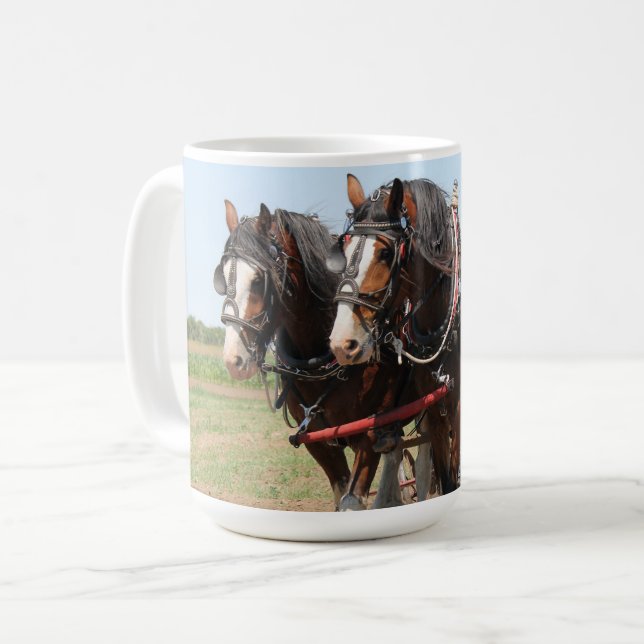 Vackra clydesdale-hästar kaffemugg (Framsida vänster)