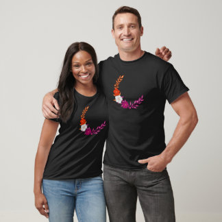 Vackra Crescent of Subtle Lesbisk Flowers T Shirt