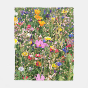 vackra färgade ängar av vild blommor fleecefilt