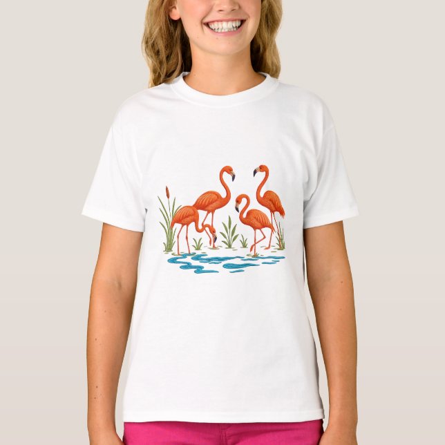 Vackra flamingos i sjön  t shirt (Framsida)
