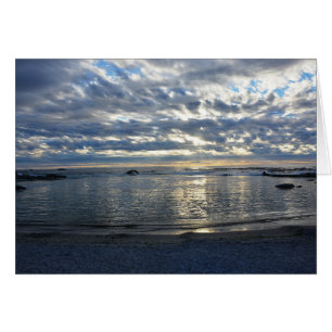 Vackra havet vid nattens svarta kort