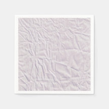 Vackra lavendelfärgade servetter med skrynklig des