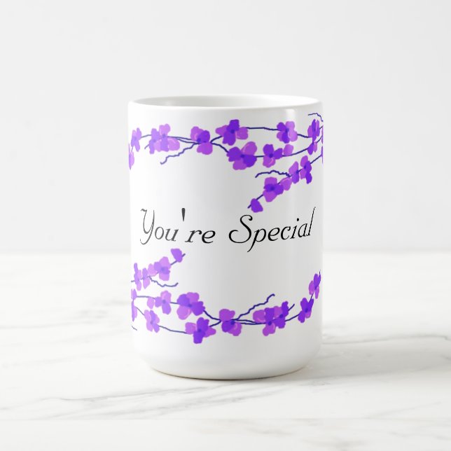 Vackra lila blommor - Dina speciella Kaffemugg (Center)
