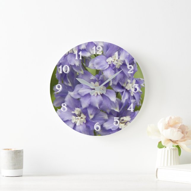 Vackra lila Delphinium-blommor Stor Klocka (Hem)
