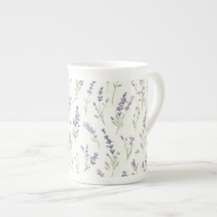 Vackra lila vita blommor bröllopsdusch benporslin mugg