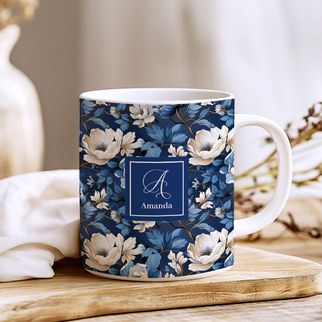Vackra Marinblommor Personliga Blommiga Kaffe Kaffemugg (Beautiful Navy Flowers Personalized Floral Coffee Mug)