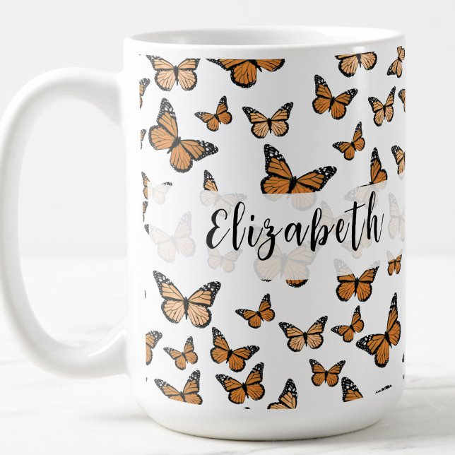 Vackra Orange Fjärilar Anpassat Namn  Kaffemugg (Skapare uppladdad)