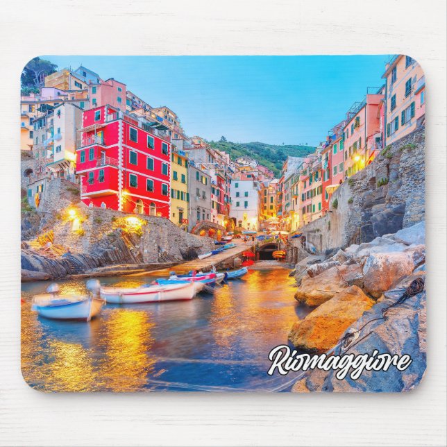 Vackra Riomaggiore, Italien Musmatta (Framsidan)