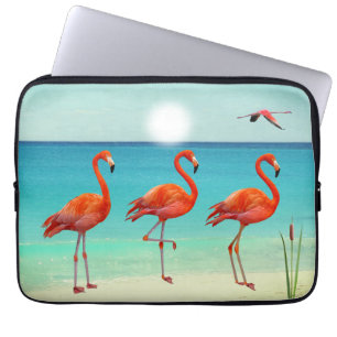 Vackra rosa flamingos på stranden laptop fodral