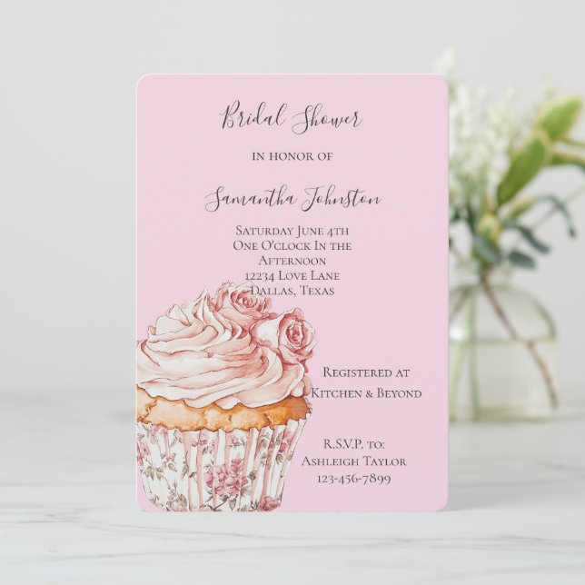 Vackra Rosa Rosor Blommig Cupcake Bröllopsdusch Inbjudningar (Stående Fram)