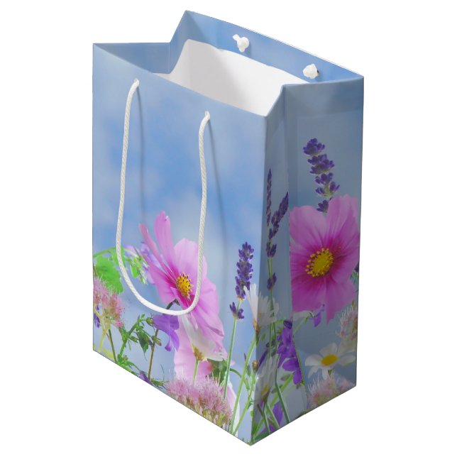 Vackra vårens vilda blommor (Framsidan Vinklad)